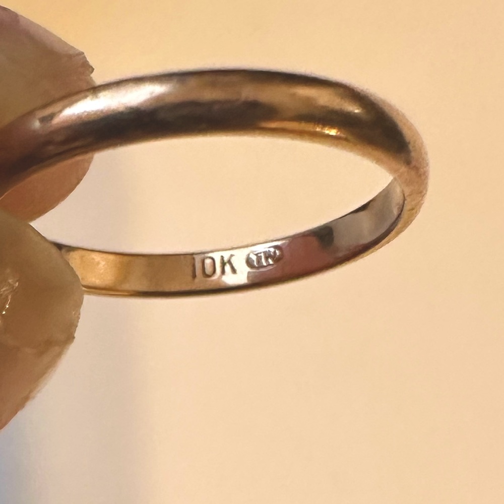 10 k rose gold band / stack ring